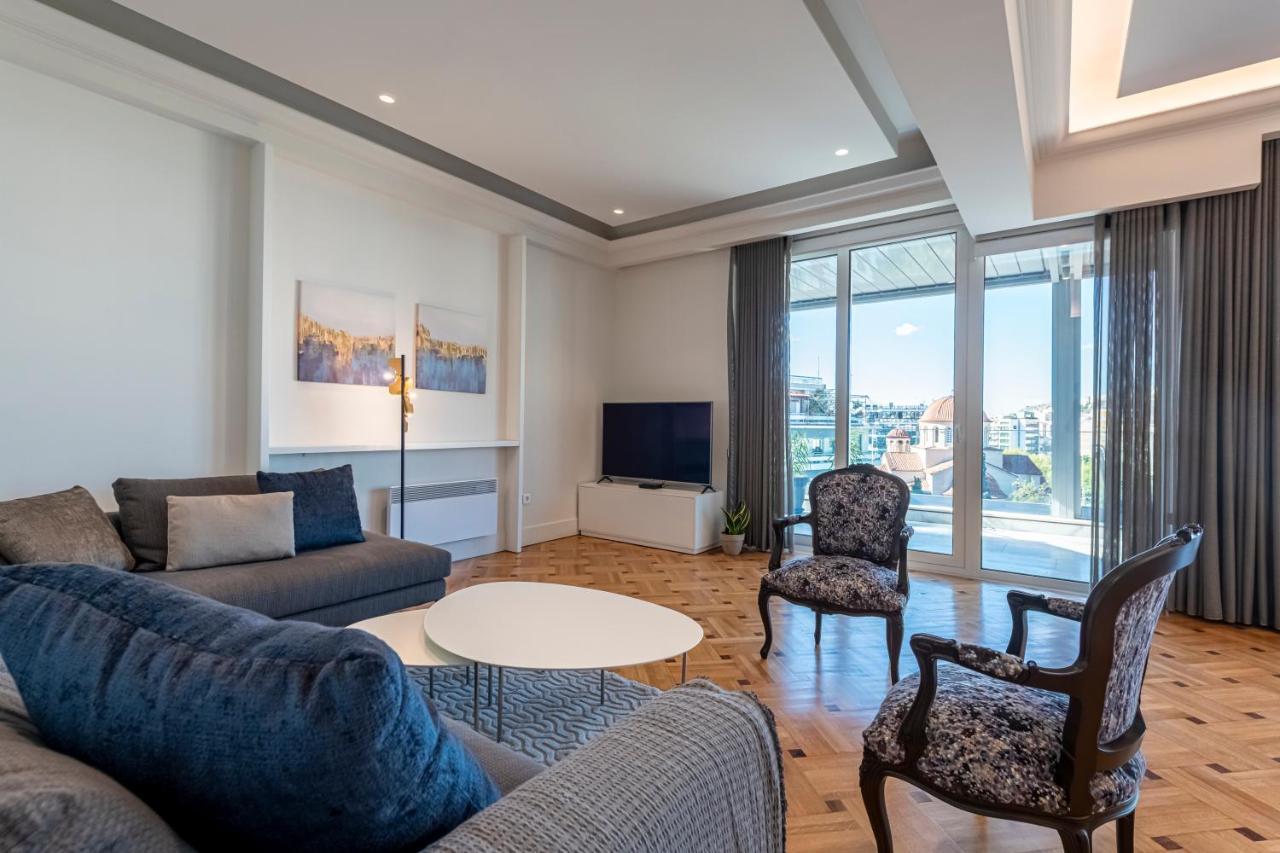 Phaedrus Living City Center Luxury Flat Neos Kosmos Atina Dış mekan fotoğraf